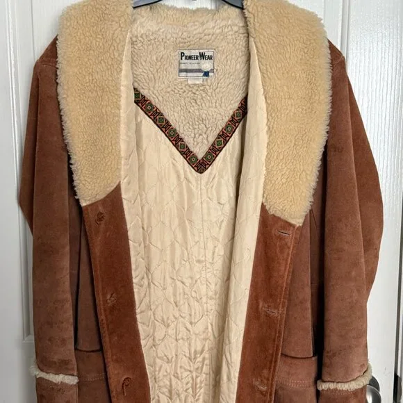 Pioneer Wear Vintage Mens Shearling Suede Coat With Embroidered Trim & Quilted L - Picture 3 of 8